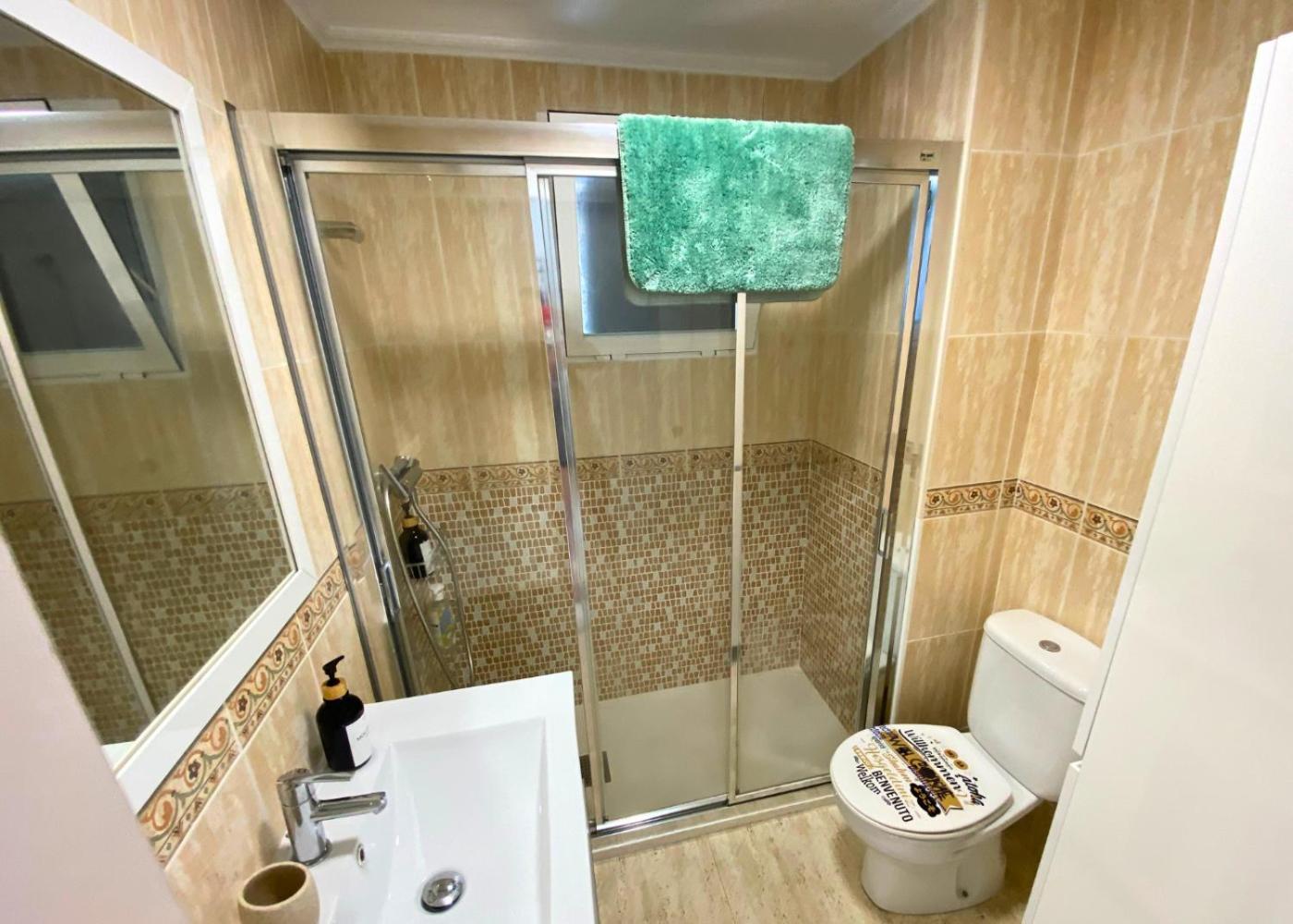 Cozy Apartment Benidorm Poniente 5 Min From The Beach Esterno foto